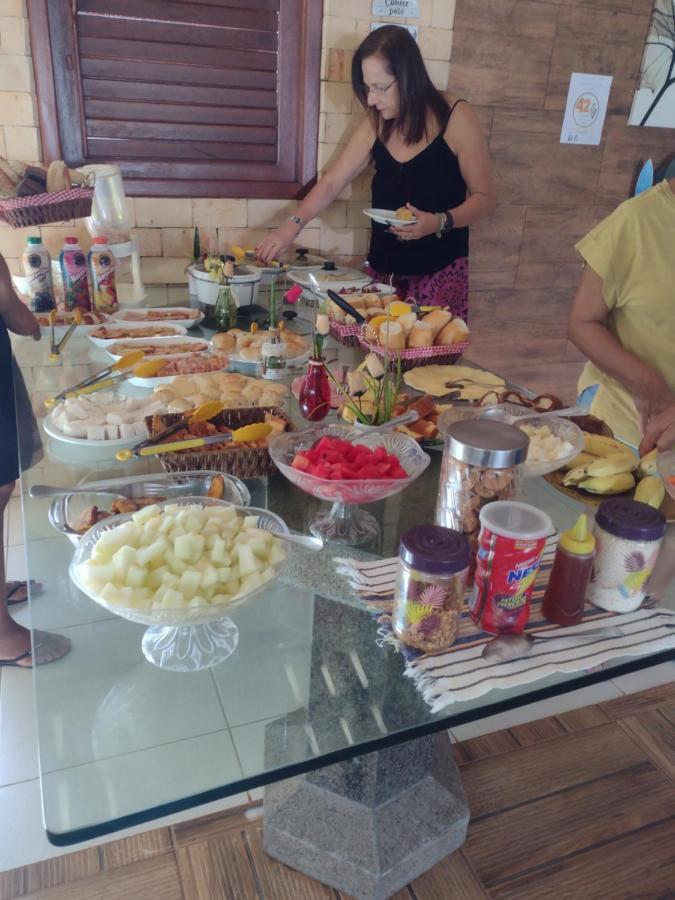 Ilha Do Meio Inn 2*